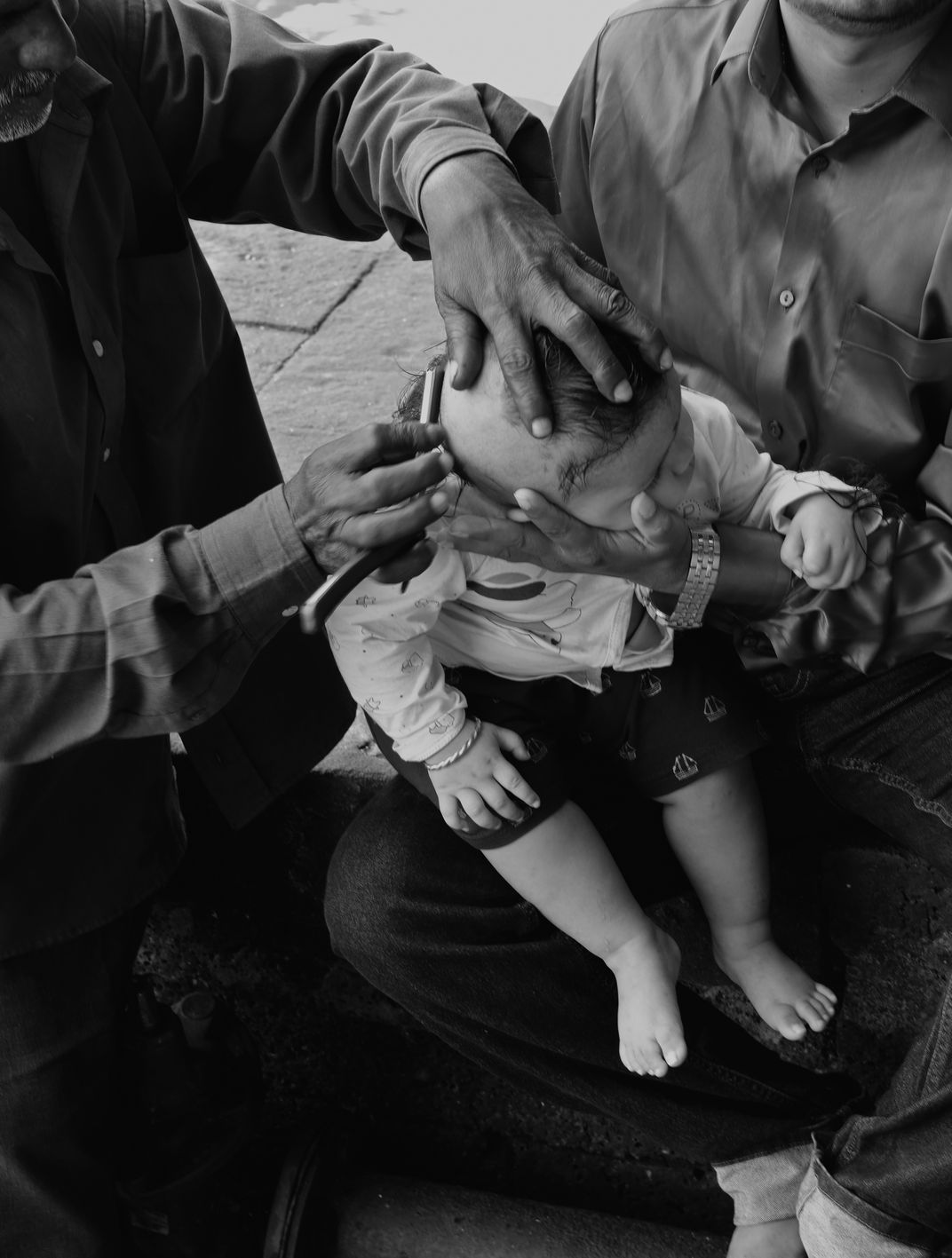 Ritual by the temple pond | Smithsonian Photo Contest | Smithsonian ...