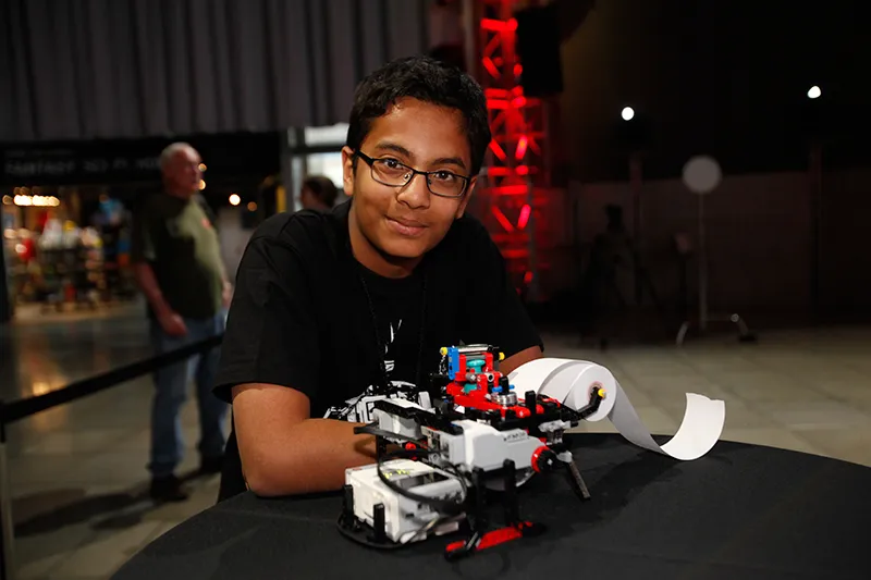 Meet the 13-Year-Old Who Invented a Low-Cost Braille Printer