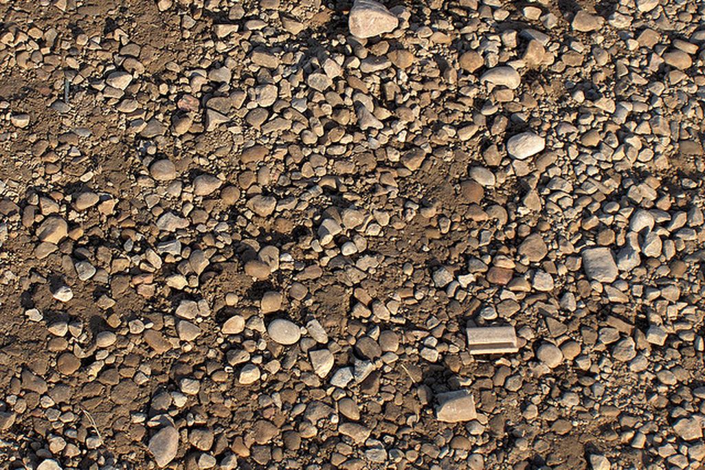 20120713091008dirt_threeboy.jpg
