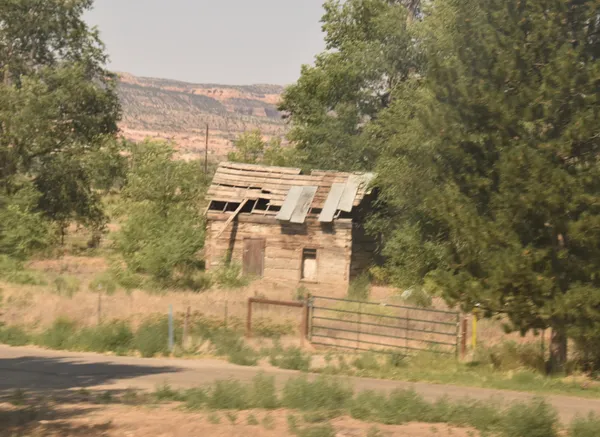 Run down shack in Utah.  Taken with a Nikon D5600. thumbnail