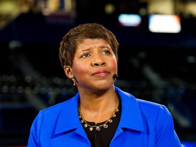 Gwen Ifill died today. She was 61.