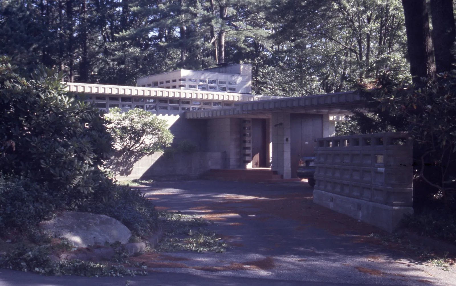 One of Frank Lloyd Wright's Rare Usonian Automatic Homes Achieves ...
