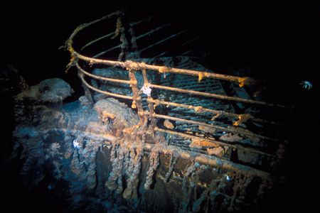 The point of the bow from the port side, taken by the remotely operated vehicle Jason Jr.