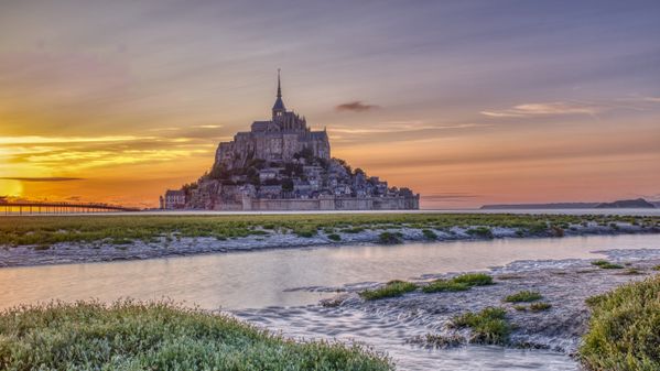 Sunset on the Mont St-Michel thumbnail