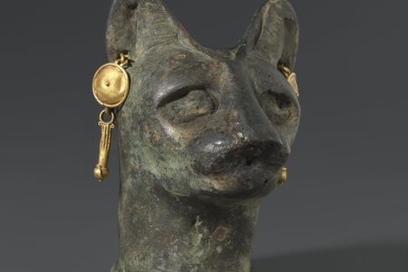 Cat's Head, 30 BCE to third century CE