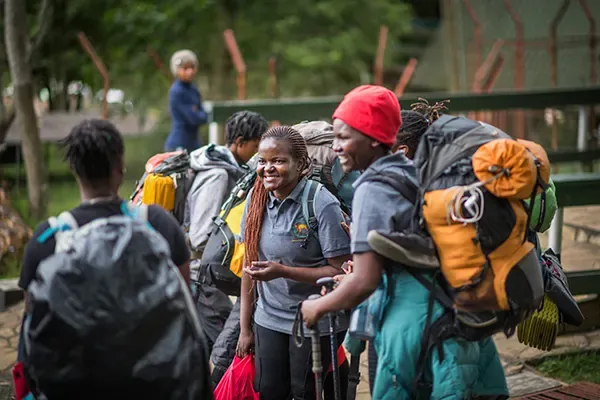 exodus_travels_foundation_mountain_lioness-4.jpeg