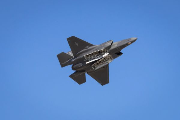 F35 Stealth Fighter thumbnail