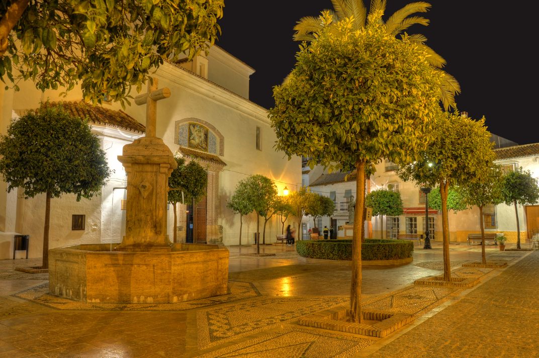 Evening in Marbella's Plaza de la Inglesia square