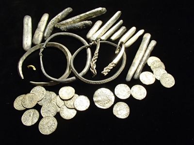 Some of the items found in the Watlington hoard including coins depicting Alfred the Great and Ceolwulf II together