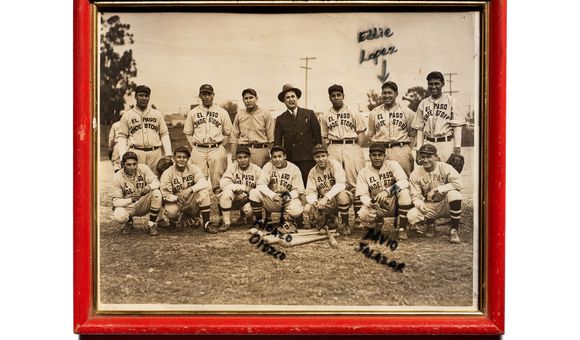 Frame photo of El Paso Shoe Store team.
