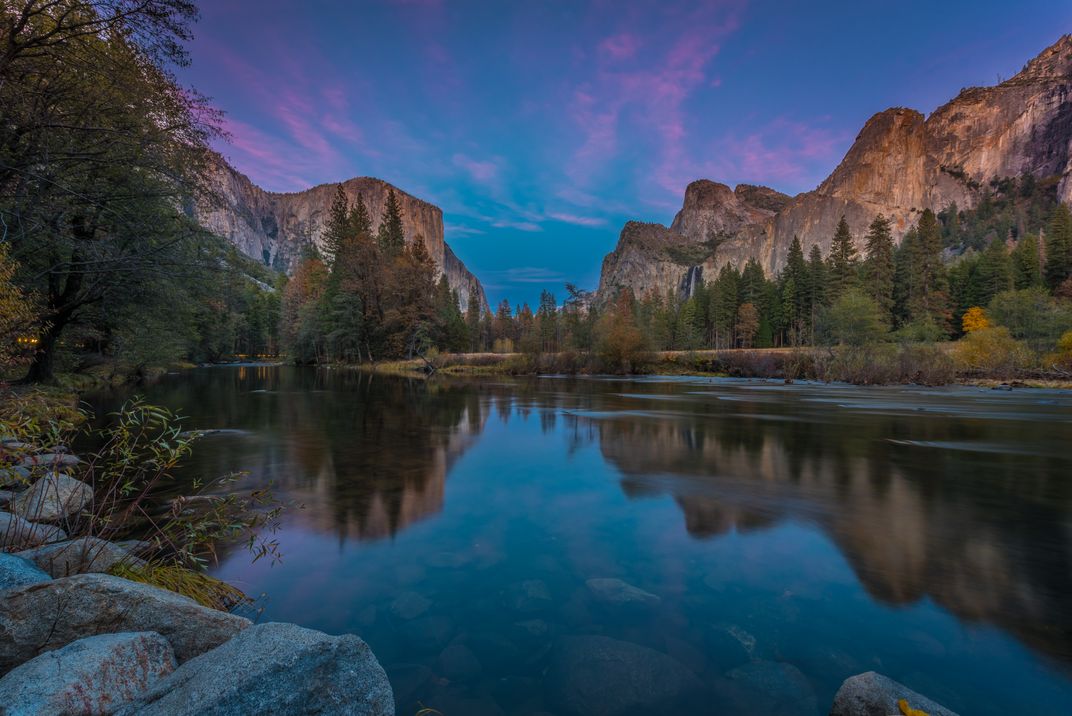 Sunset from Gate View in Yosemite National Park | Smithsonian Photo ...