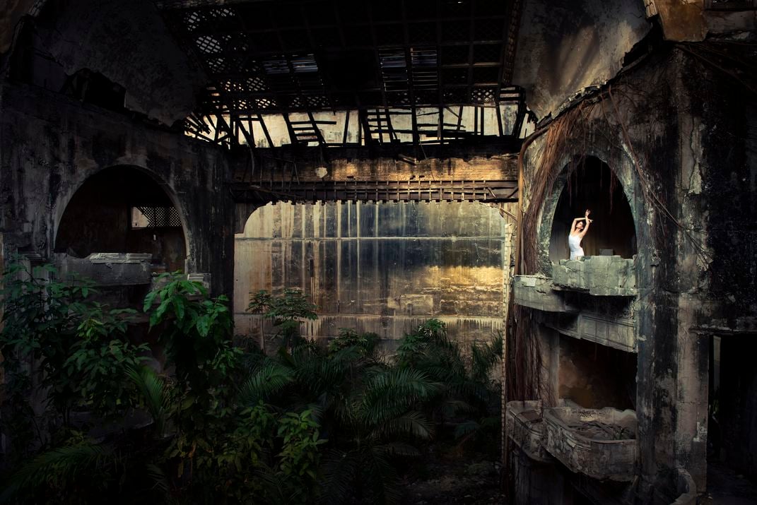 A ballerina in the Cuban National Ballet