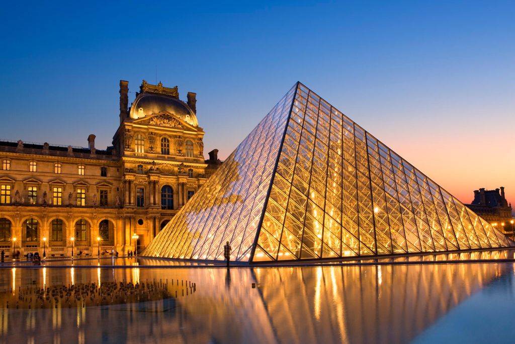 Louvre Pyramid