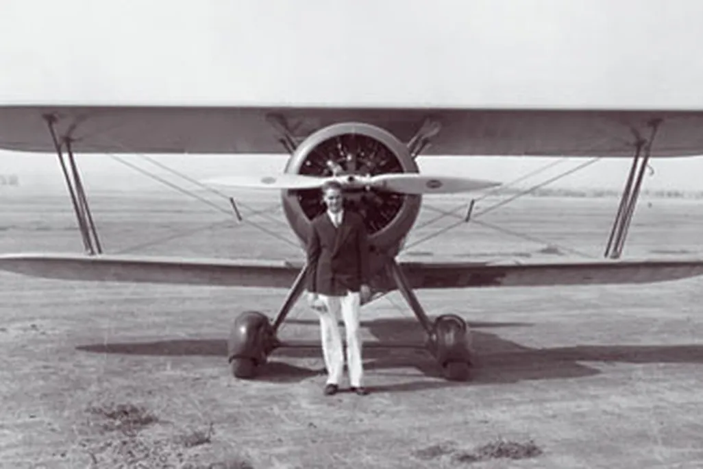 hughes-388-nov04.jpg