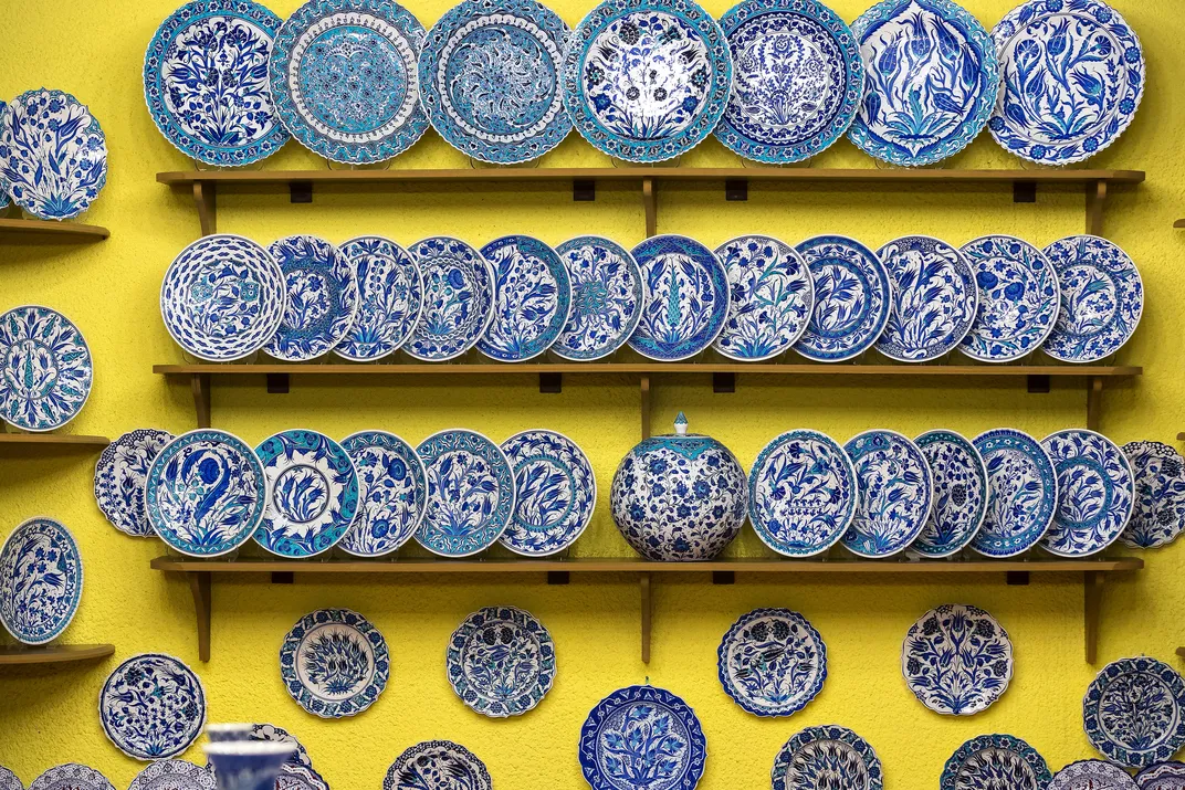 Traditional Iznik ceramics found in the bazaar