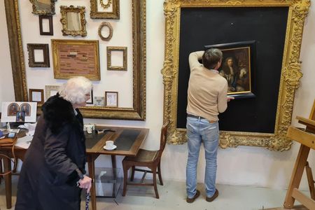 Charlotte Bischoff van Heemskerck sees the portrait for the first time since it was stolen.