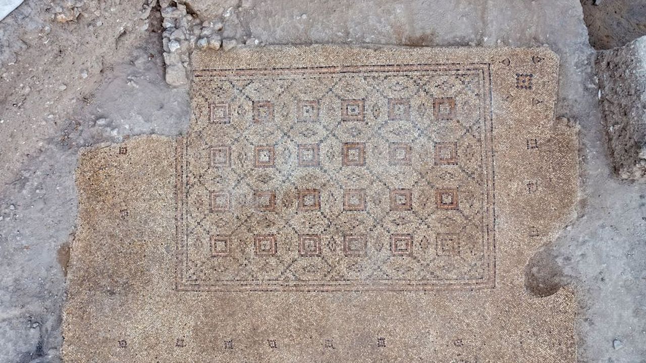 Colorful, 1,600-Year-Old Mosaic Adorned With Geometric Patterns