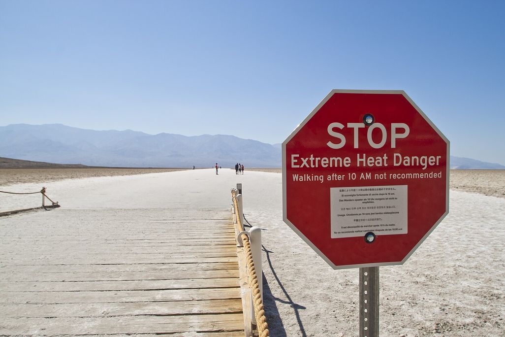 A sign warning of extreme heat