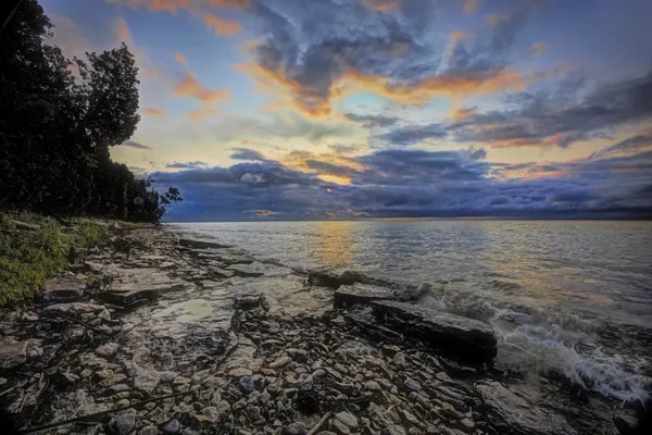 Sunrise on Lake Michigan thumbnail