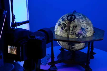 The British Library has digitized ten historical globes from its collection.