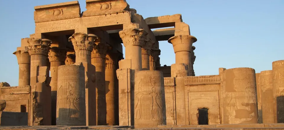  Temple of Kom Ombo 