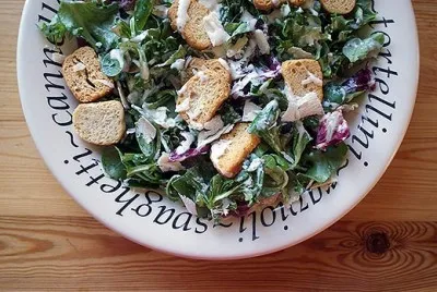20110520090104caesar-salad-520-400x268.jpg