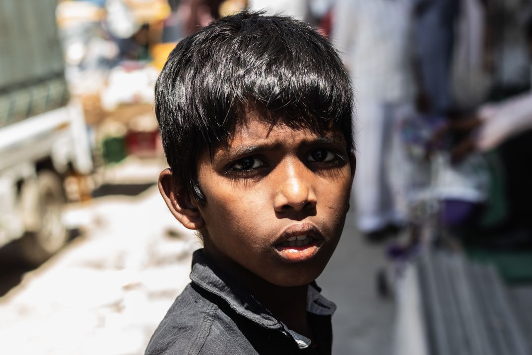 Boy on the streets of Bangalore | Smithsonian Photo Contest ...