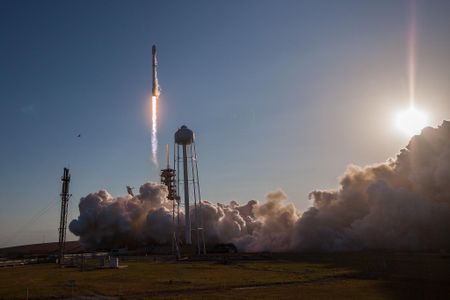 SpaceX launches it's first re-used Falcon 9 rocket