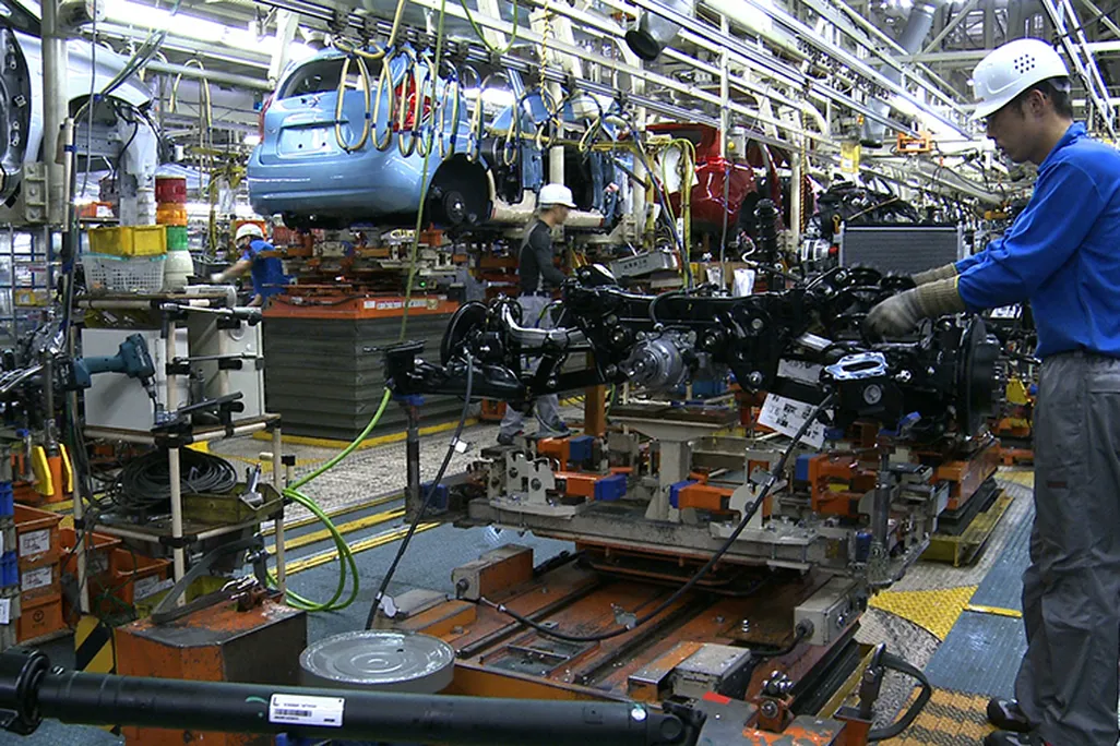 Nissan-factory.jpg