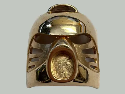 This one-inch-tall gold Bionicle mask&nbsp;was found in a bag of jewelry at a&nbsp;Pennsylvania Goodwill.