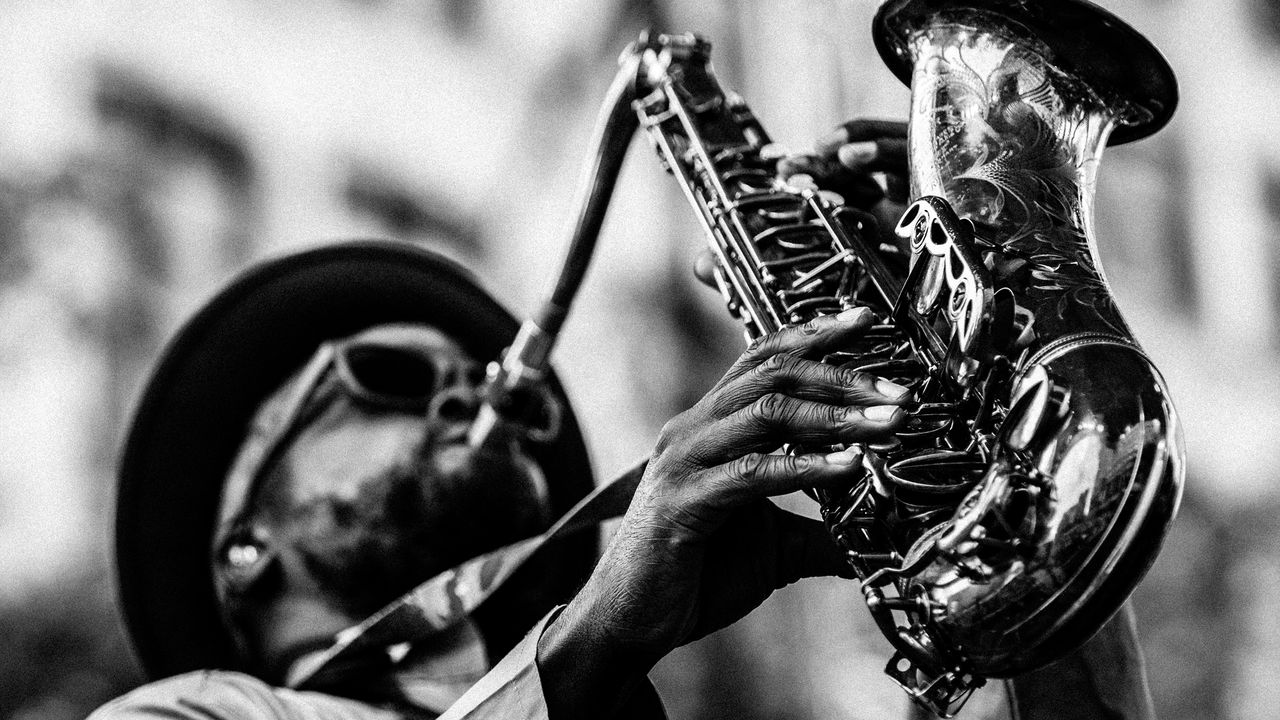black and white saxophone images