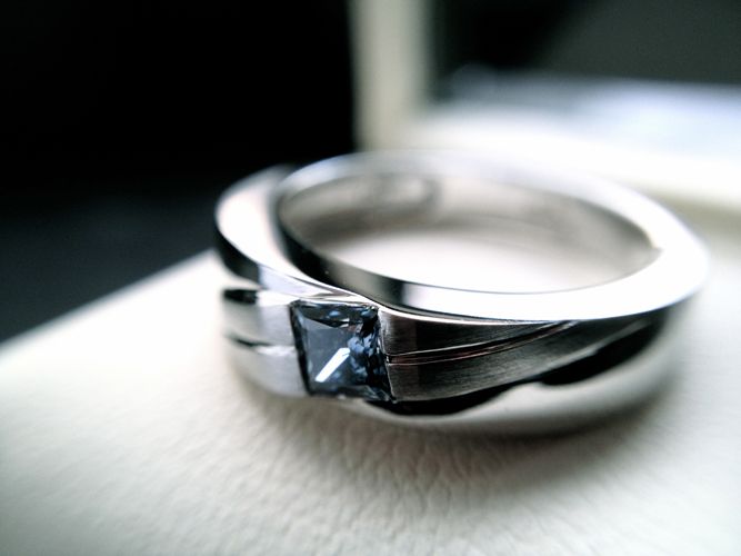 Princess Cut Ring-algordanza.jpg