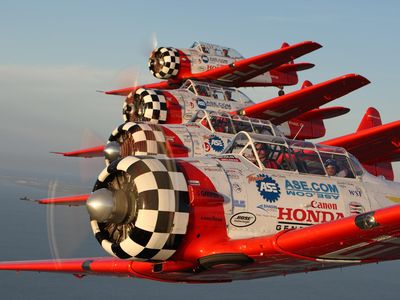 In 2014 the AeroShell aerobatic team earned a place in the Air Show Hall of Fame, based on their flying in Wasp-powered North American AT-6 trainers.