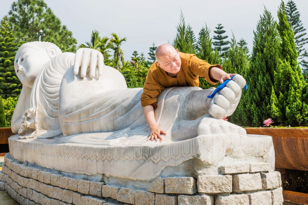 pray-to-buddha-smithsonian-photo-contest-smithsonian-magazine