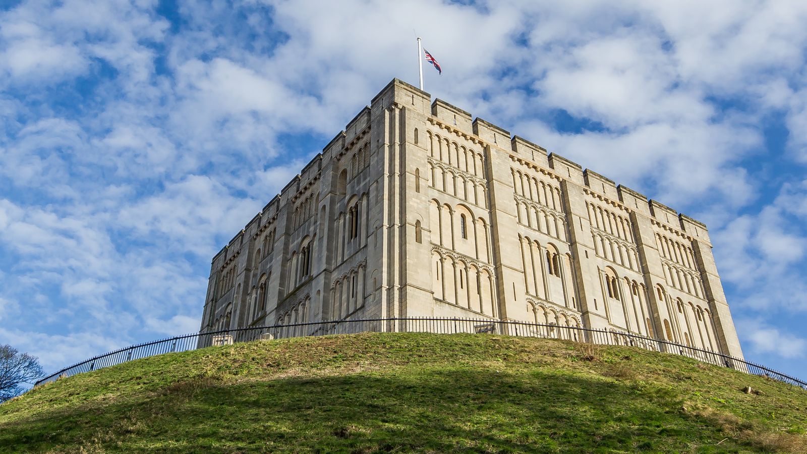 William the Conqueror's Norwich Castle to Reopen Following $37 Million ...
