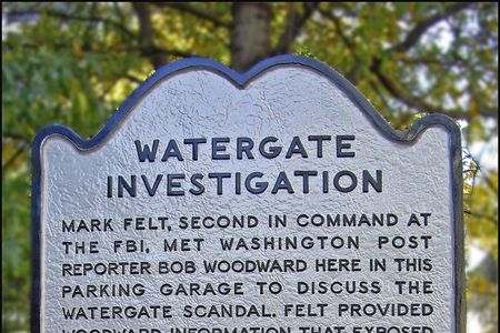 A plaque outside of the Rosslyn, VA garage where the informant code-named "Deep Throat" met with journalist Bob Woodward during the Watergate investigation.