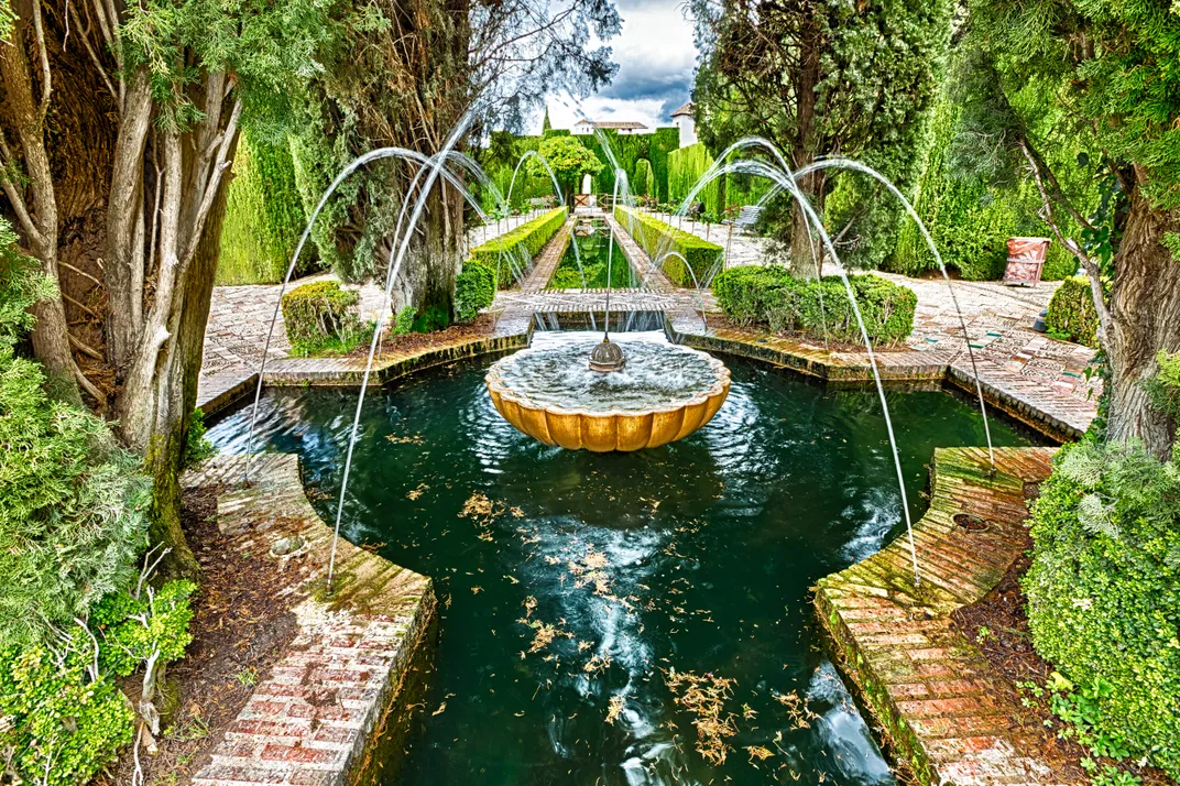 Fountain in the Generalife Gardens, the Alhambra, Granada