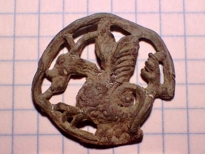 Discovered by a metal detectorist in the village of&nbsp;W&oacute;lka Nieliska, the badge is about an inch wide.