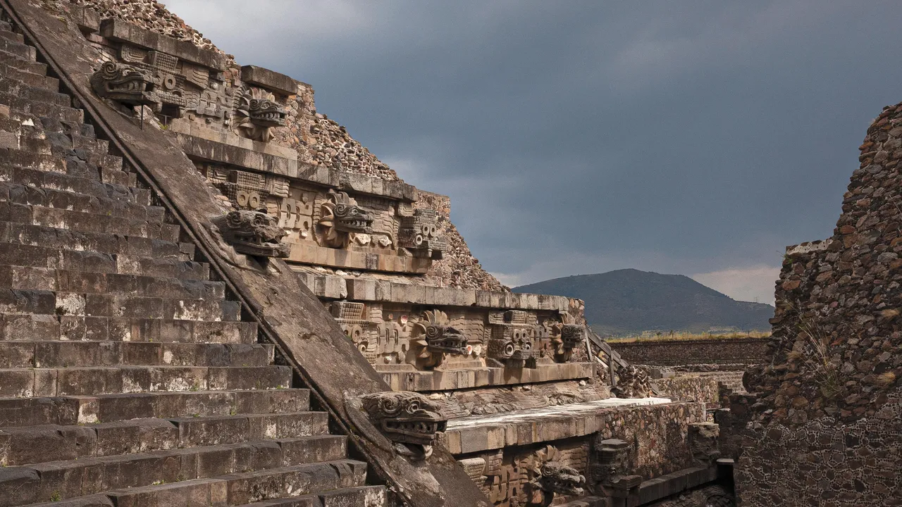 A Secret Tunnel Found in Mexico May Finally Solve the Mysteries of  Teotihuacán