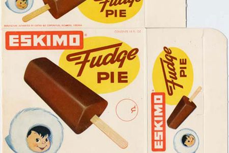 An undated box that originally held Eskimo Fudge Pies.