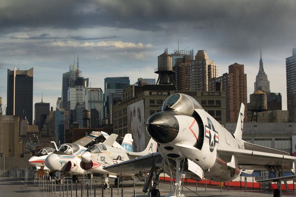 03F_ON2021_CaringForIntrepid_091026_UNK_0050_LIVE.jpg