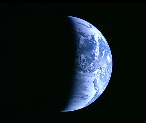 Japan's Kaguya satellite snaps a high-definition photo of Earth on its way to the moon.