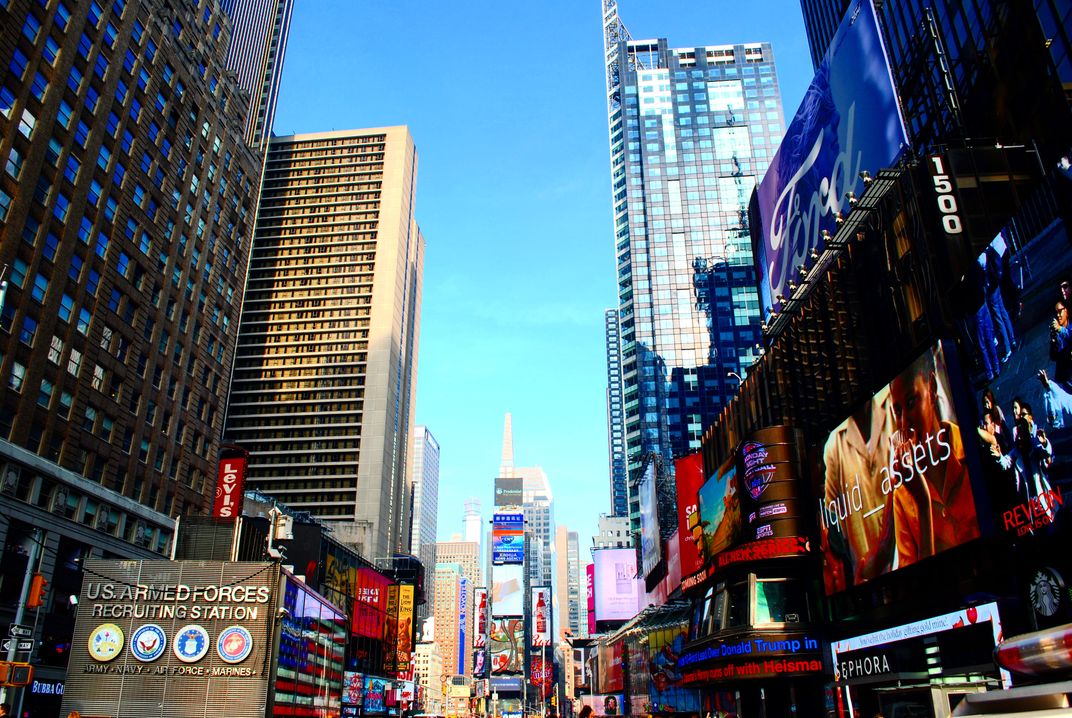 Exploring Times Square | Smithsonian Photo Contest | Smithsonian Magazine