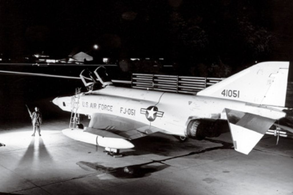 phantom-0508-main.jpg
