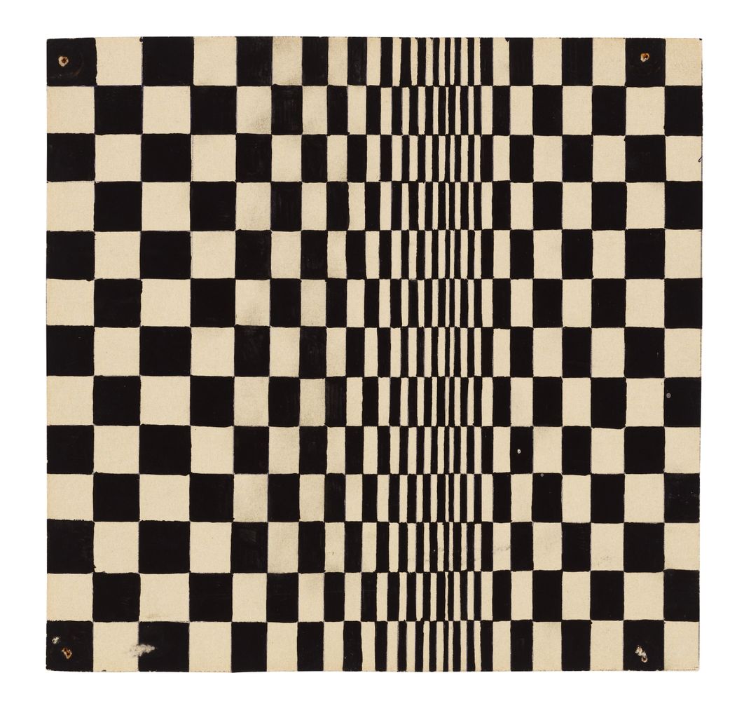 Black and white squares create confusion
