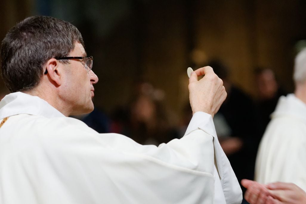 Ile-de-France_students_mass_2012-11-08_n36.jpg