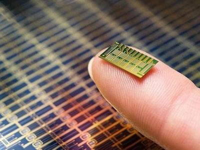 MicroCHIPS, a startup formed by MIT researchers, has developed a drug delivery chip that is implanted under the skin.