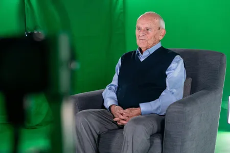 Moskin answered about 1,000 questions over five days.