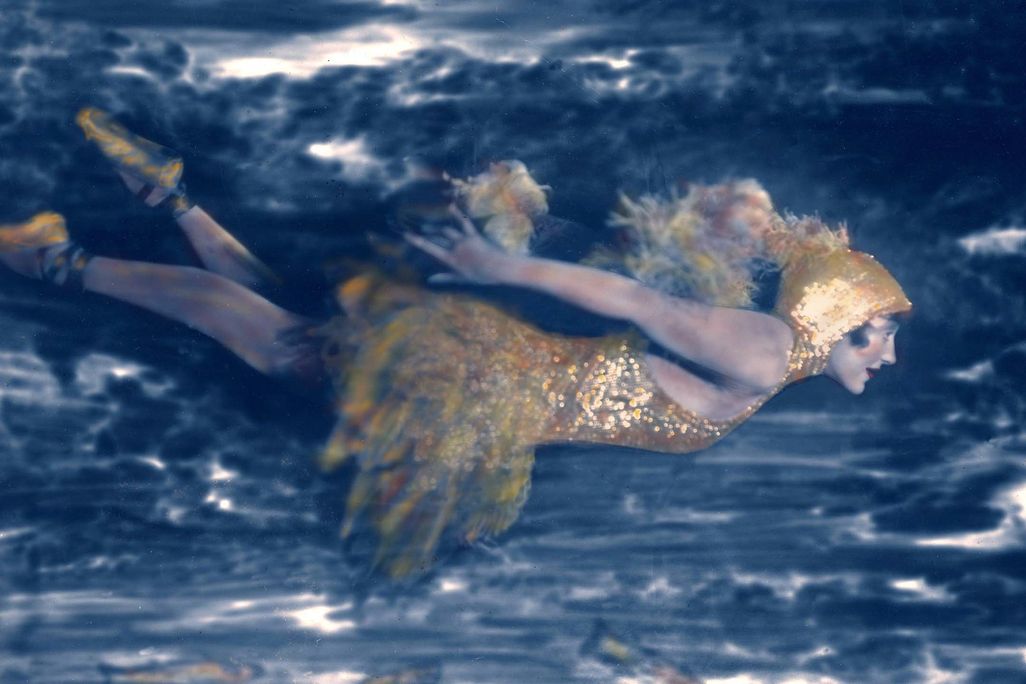 Annette Kellerman in 1914 film Neptune's Daughter