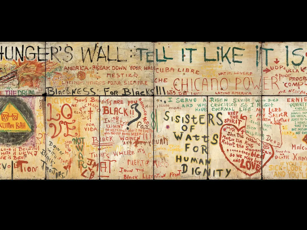 SOCIAL MEDIA - Hunger wall